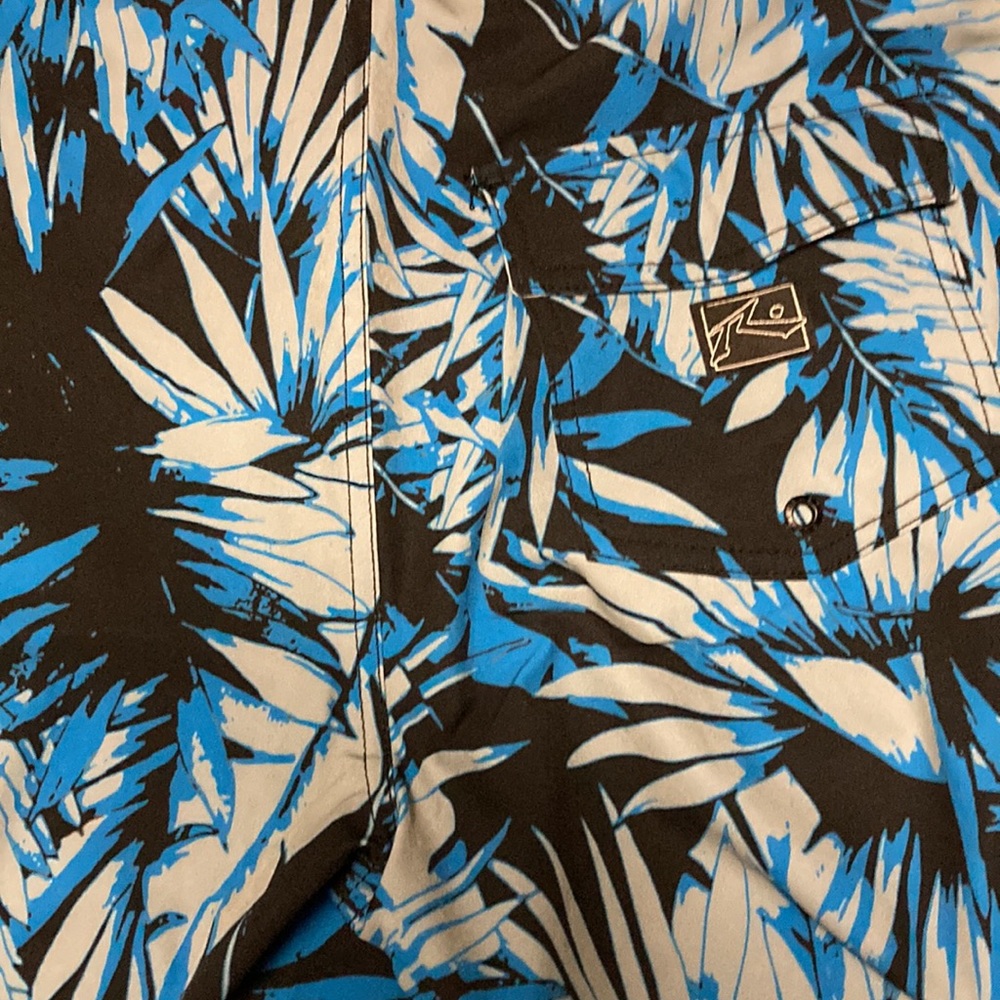 Swim trunks - Picture 7 of 10